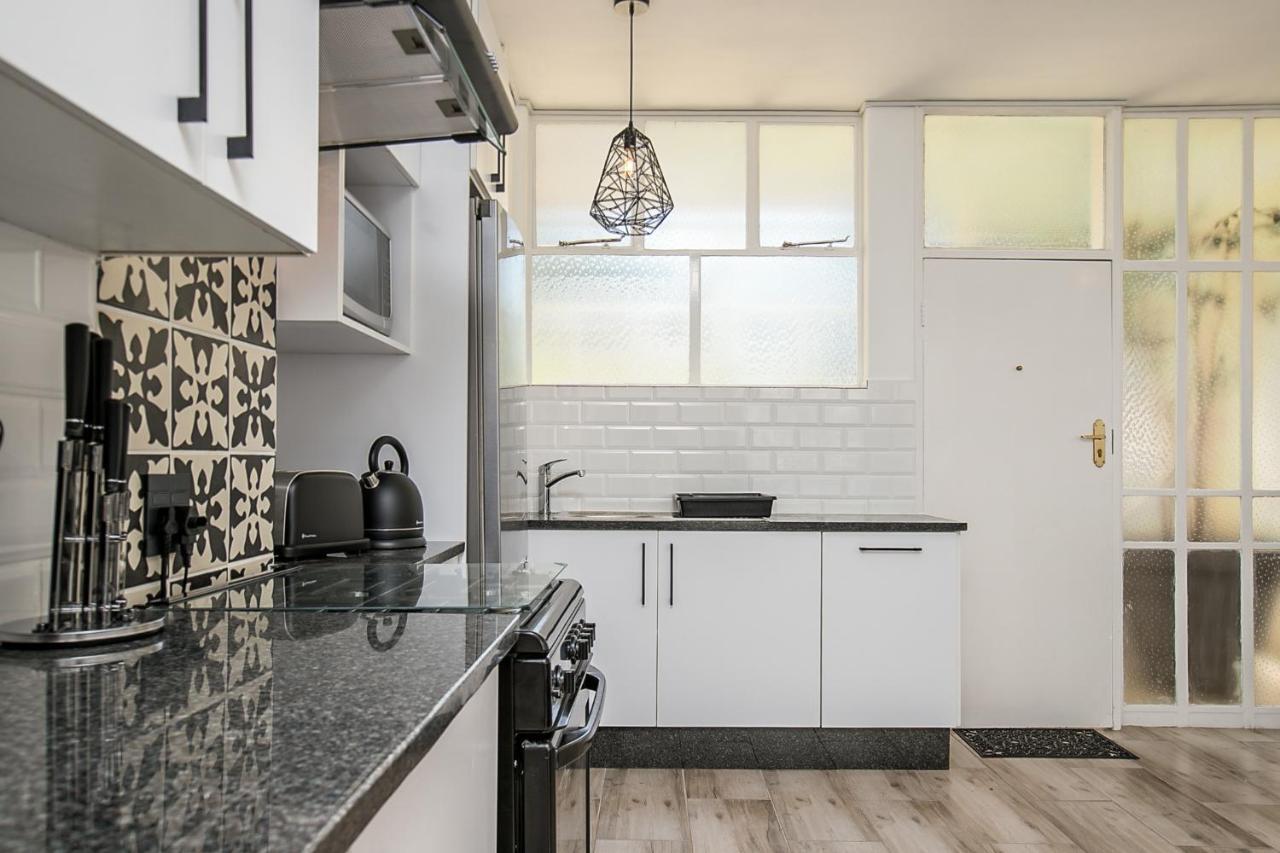Apartment 116 Illovo Mews *