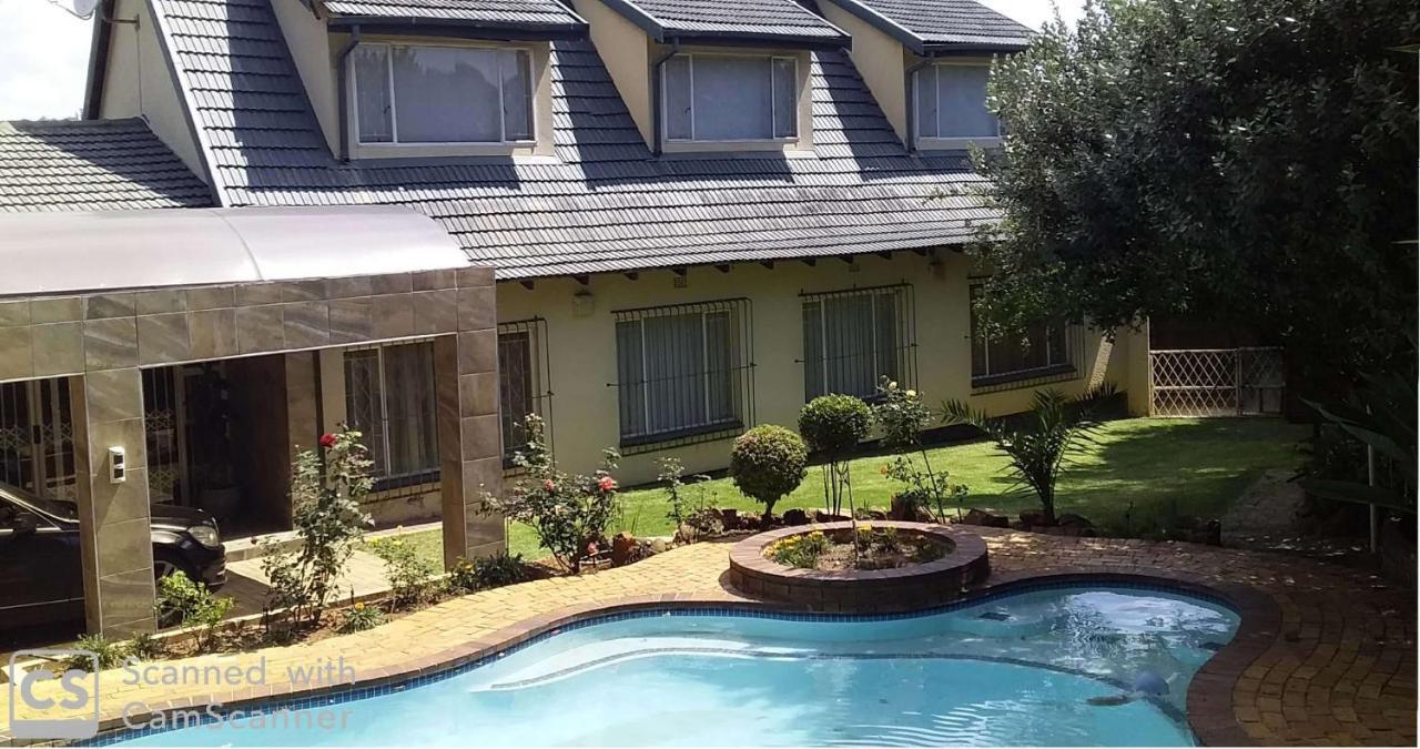 Lodge Iminathi Johannesburg