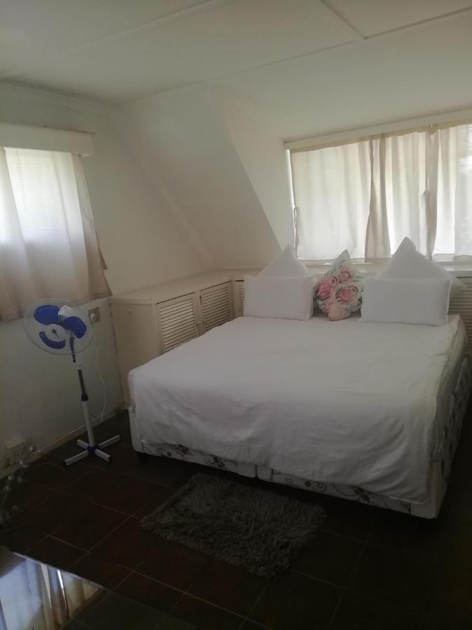 Derastar Bed & Breakfast *