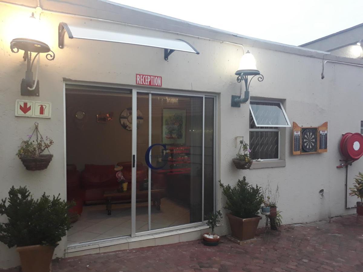 Acomodação com café da manhã  Cyrildene Joanesburgo
