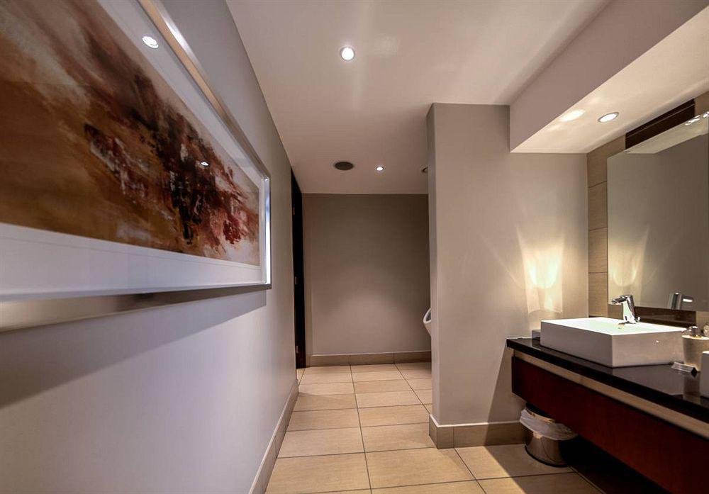 Hotel Sandton, Morningside