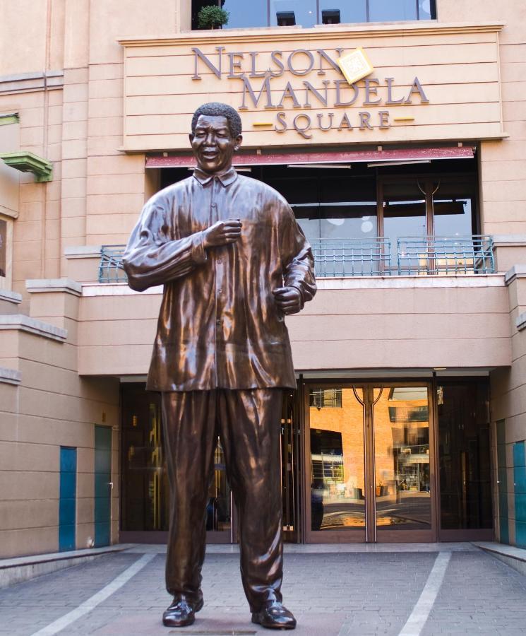 Hotel Garden Court Sandton 3*