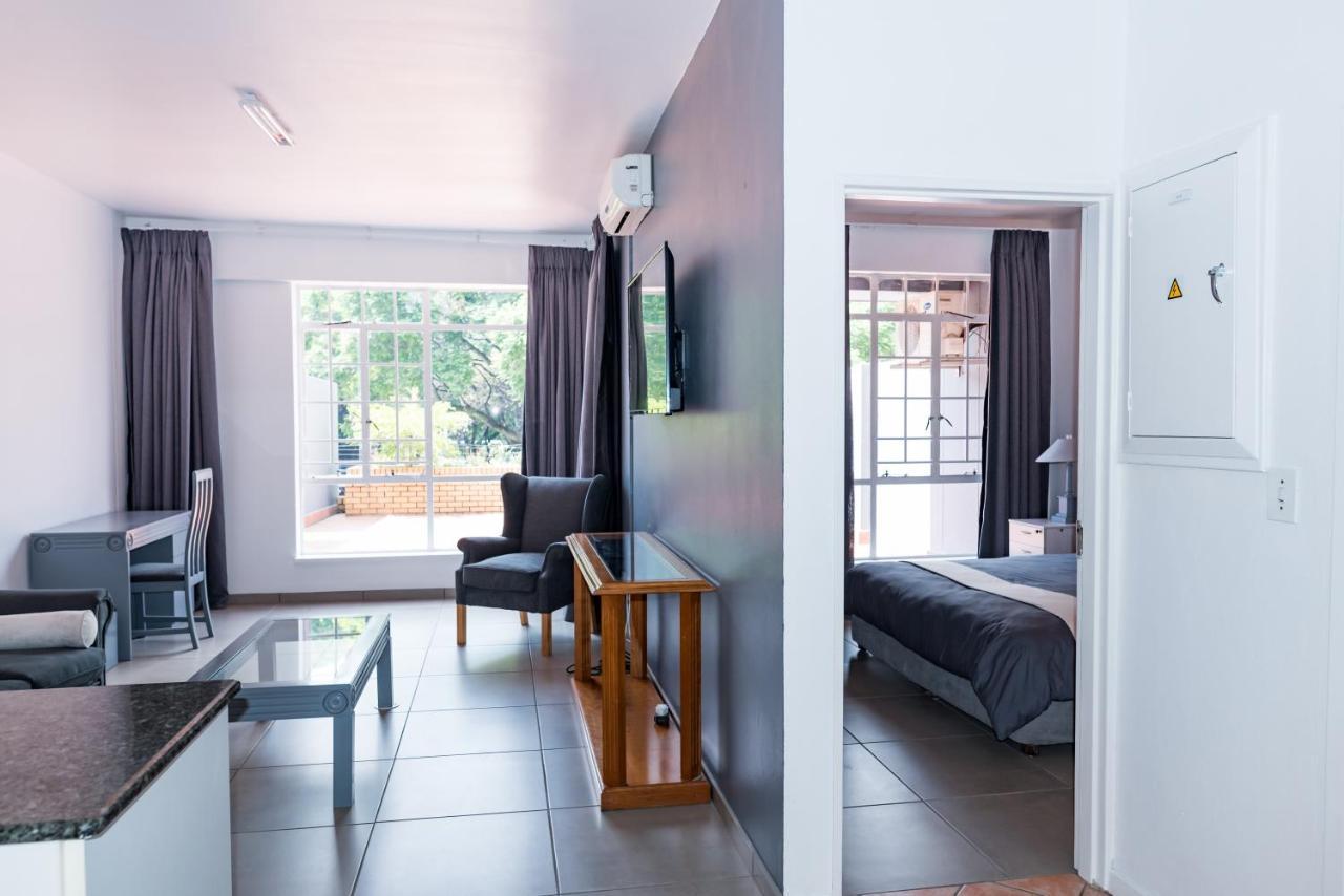 The Jack Rose Hotel, Rosebank, Gautrain 3* Johannesburg
