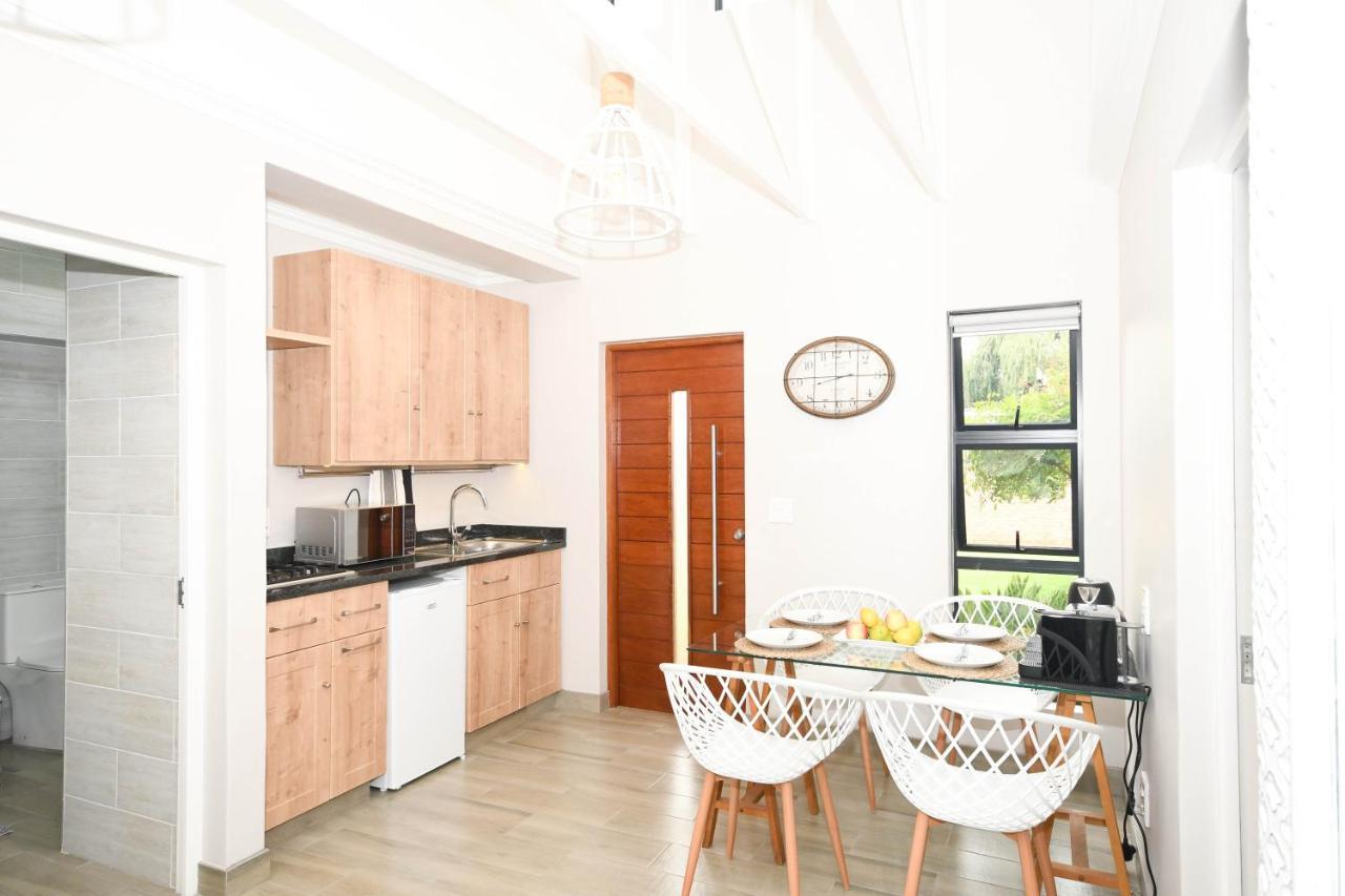 Linden Gap Guest house