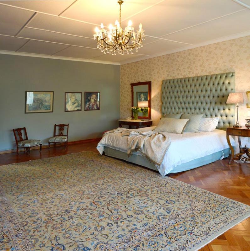 The White House Bed & Breakfast