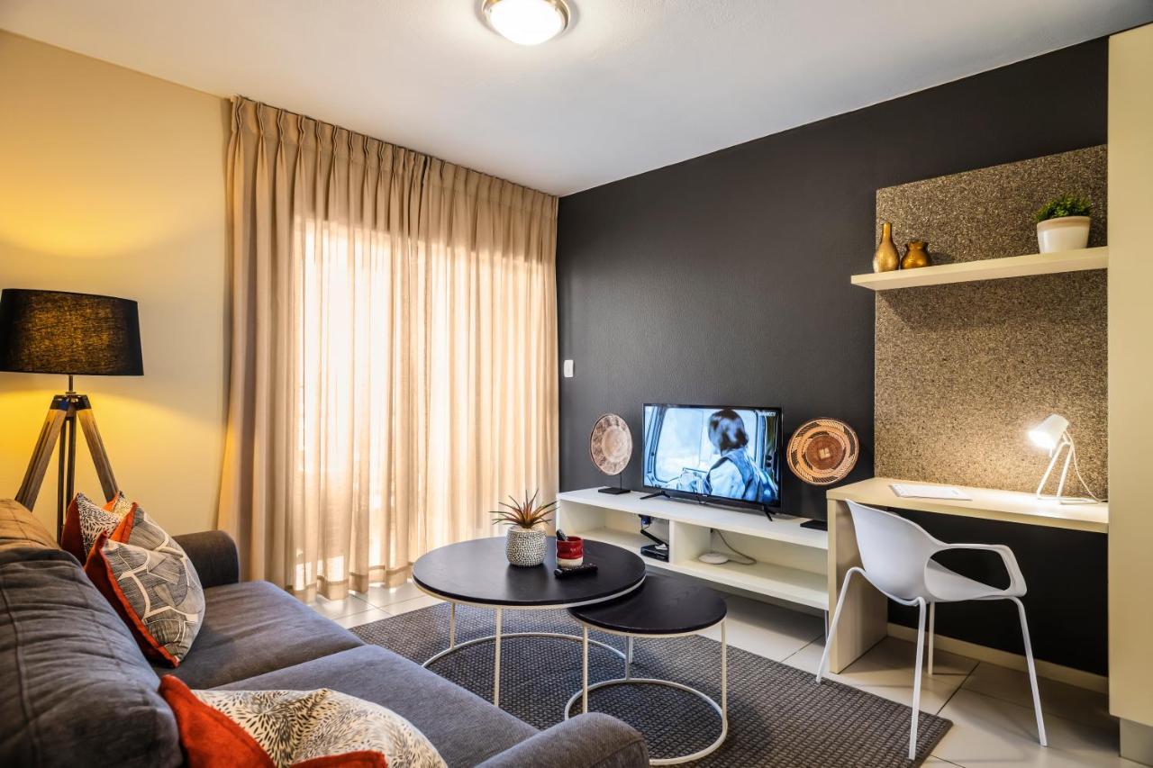 Apartment Cag The Hub Bryanston Johannesburg