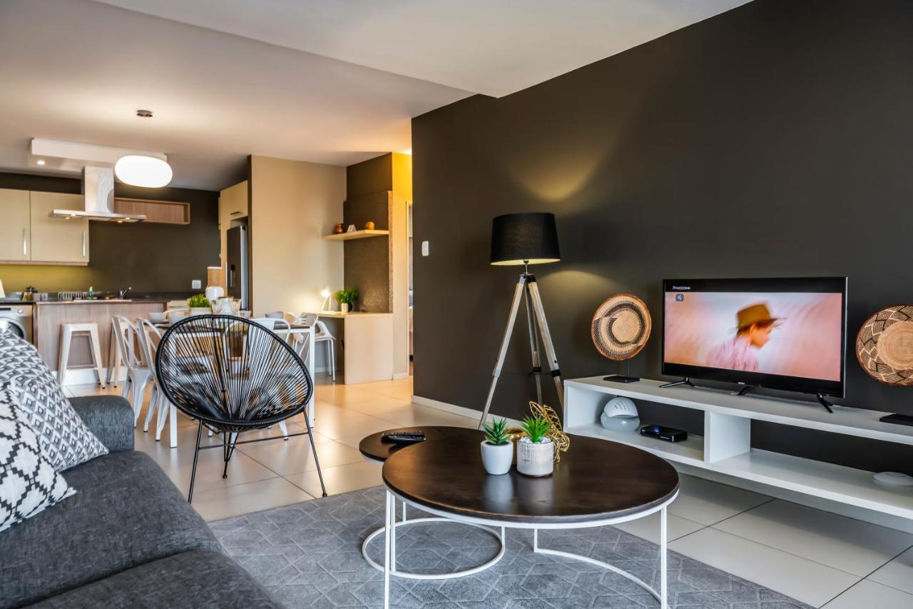 Cag The Hub Bryanston Apartment *
