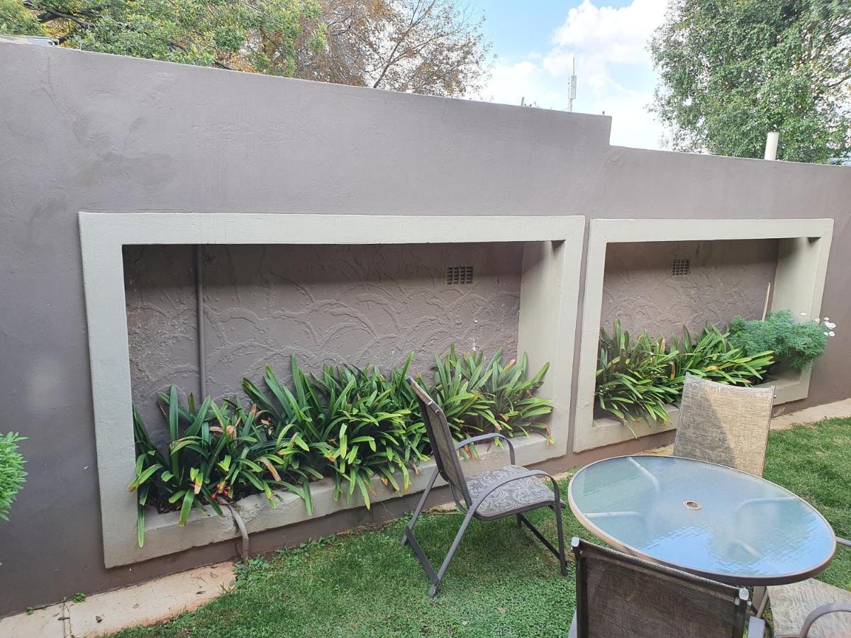Guest house 7th Street Johannesburg