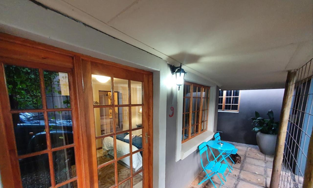 7th Street Guest house