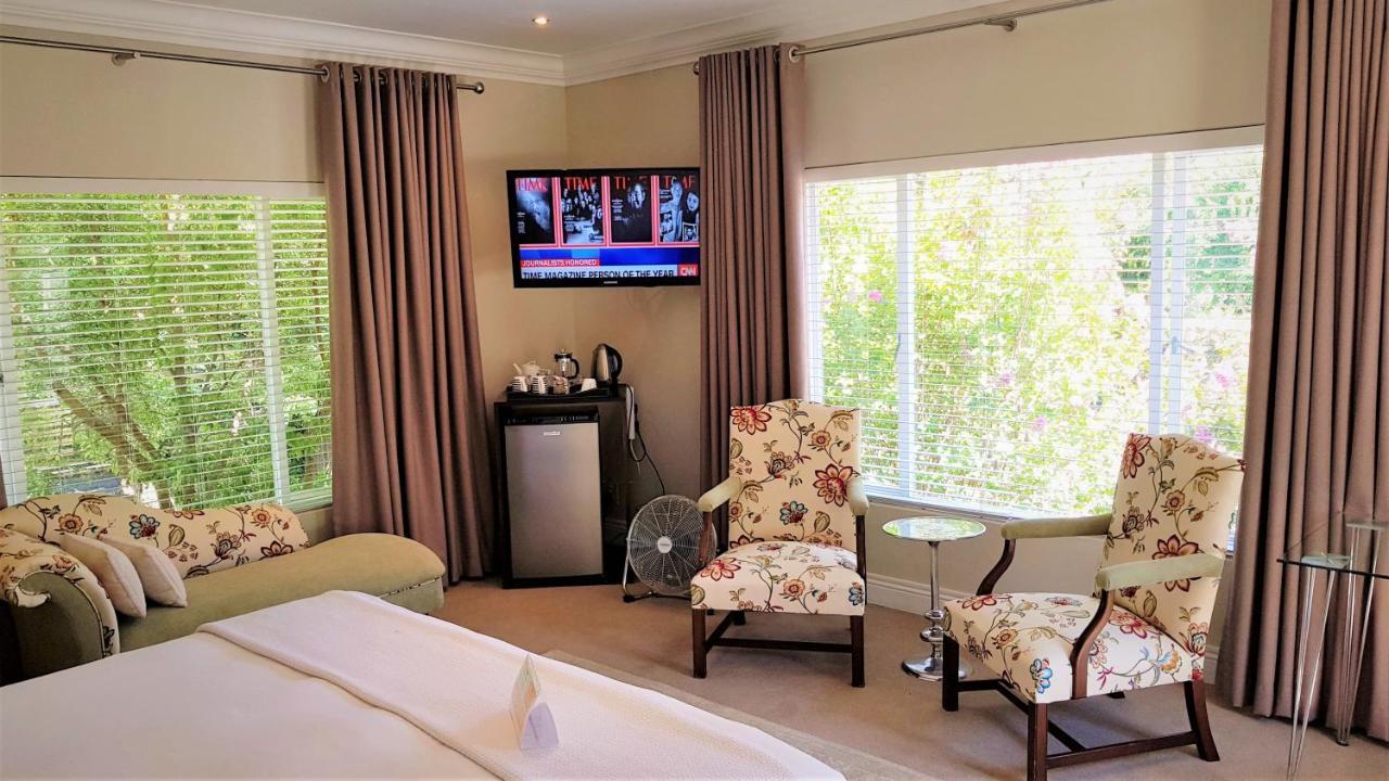 Q On First Guest house Johannesburg