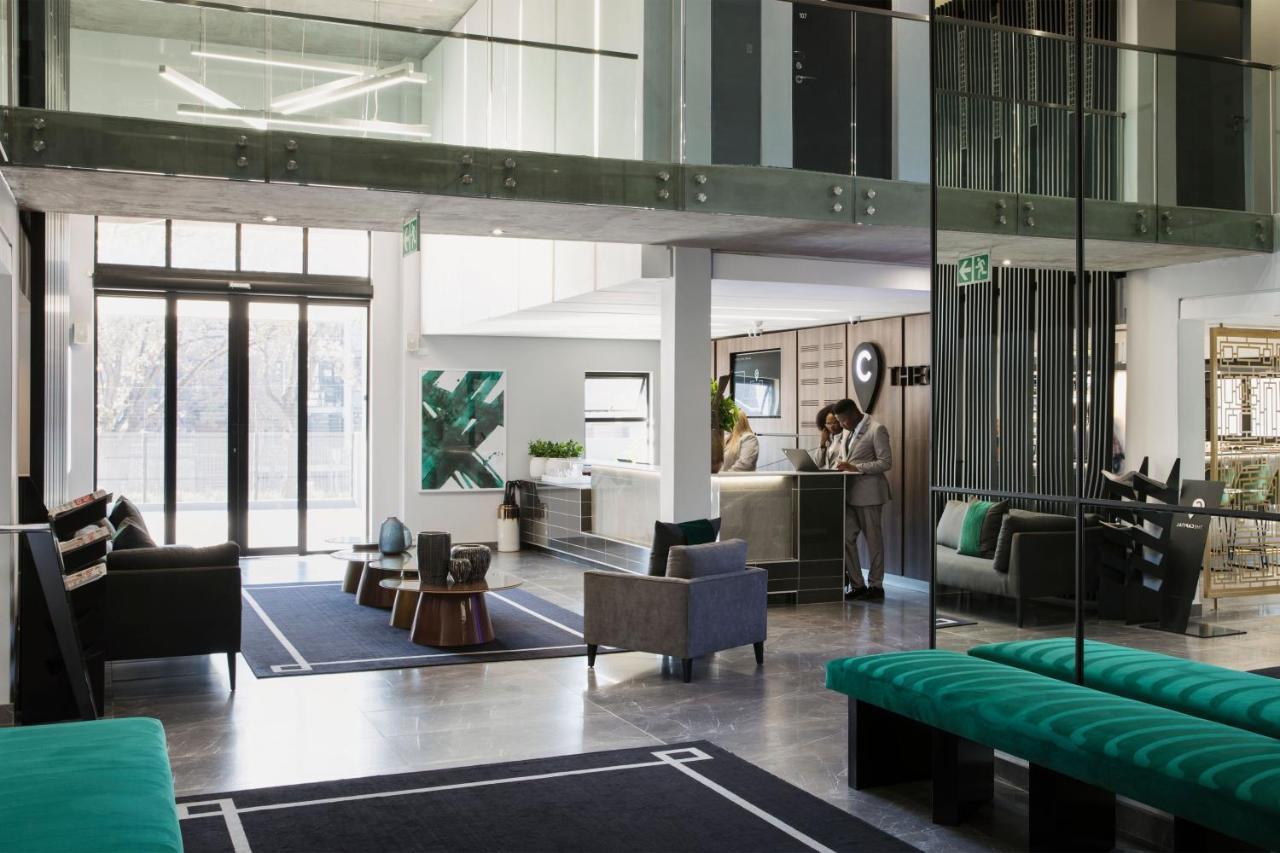 Hotel The Capital Melrose