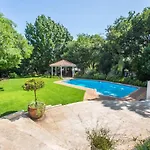 Riverclub Guesthouse