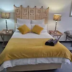 Kaleaba House In The Heart Of Maboneng Precinct