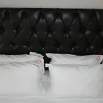 Owee\'S Place