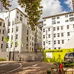 Zeus Apartments - Rosebank