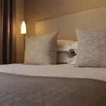 Luxury Apartments In Raphael Penthouse Suite