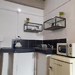 Craftsmen\'S Ship Maboneng, Apartment