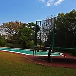 76 Darwin Guesthouse