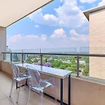 La Vista Dream Apartments Luxury & Modern With City View And Inverter Back Up!