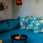 The Artful Cityscape Loft - Serenity In The City