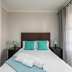 RAD STAYS - 60 Westpoint 89 Grayston Dr