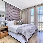 Luxury 2Bed With City Lifestyle