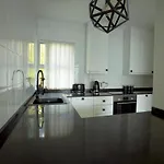 Luxurious Sandton Penthouse With Back Up Power