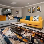 3 Bedroom Apartment In Bryanston