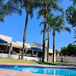 3 Bedroom Apartment In Bryanston