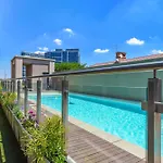 Sandton Skye 411