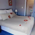 Nasrec Guesthouse