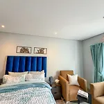 Entire Studio Apartment In Maboneng