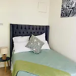 2 Bedroom 2 Bathroom Apartment In Sandton