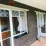 Naisiae - Lovely 1-Bedroom Vacation Home With Pool