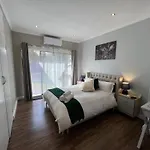 Le\'Ciara Luxury Guest House