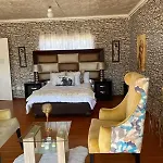 P&L Exclusive Beauty Parlour