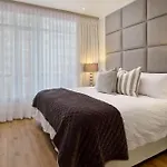Sandton Apartment 15 West Road South