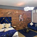 Craftman Capital 305