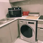 Emerald Skye -Luxury 1 Bed Pad, Greenstone Hill-No Loadshedding Ups