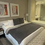 Sandton Skye Comfy Executive Apartment
