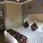 Rekky Signature Guesthouse