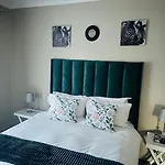 Pretty Lofts