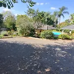 2 Bed Cottage, Bryanston, Sandton