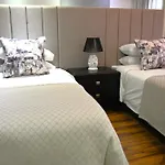 Villa Tasha Luxury Suites, Lanseria