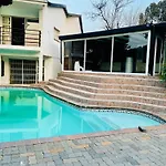 Mondeor Homestay