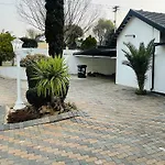 Mondeor Homestay