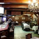 Ophirton Hotel