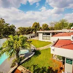 Ava Guest House