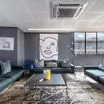 Urban Lux Studio Suite In Sandton
