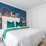 II St Tropez Sandton Luxury Suites